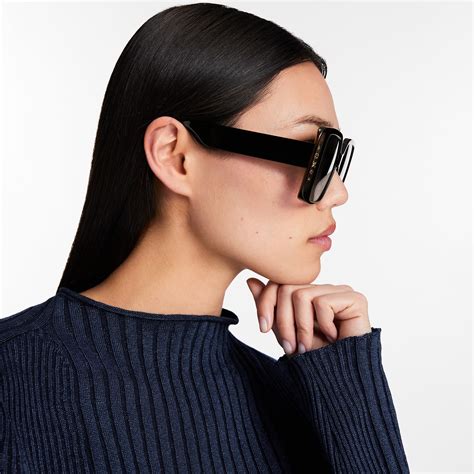 louis vuitton zonnebril 2019|LV Moon Daily Square Sunglasses S00 .